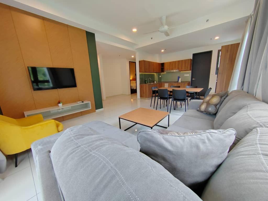 Ipoh Sunway Onsen Suites And Tambun Guesthouse , 3-14Pax 2Parking By Iwh Exterior foto